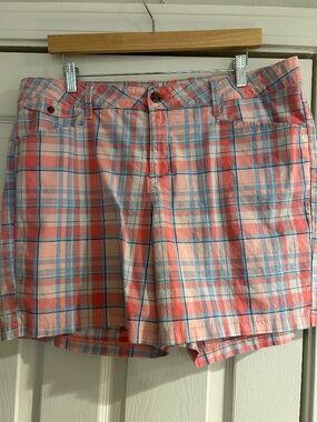Lee plaid shorts